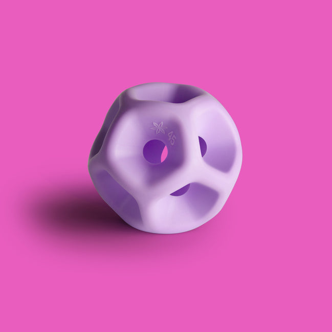 A Soma Flex® 45 detail shot, against a solid pink background