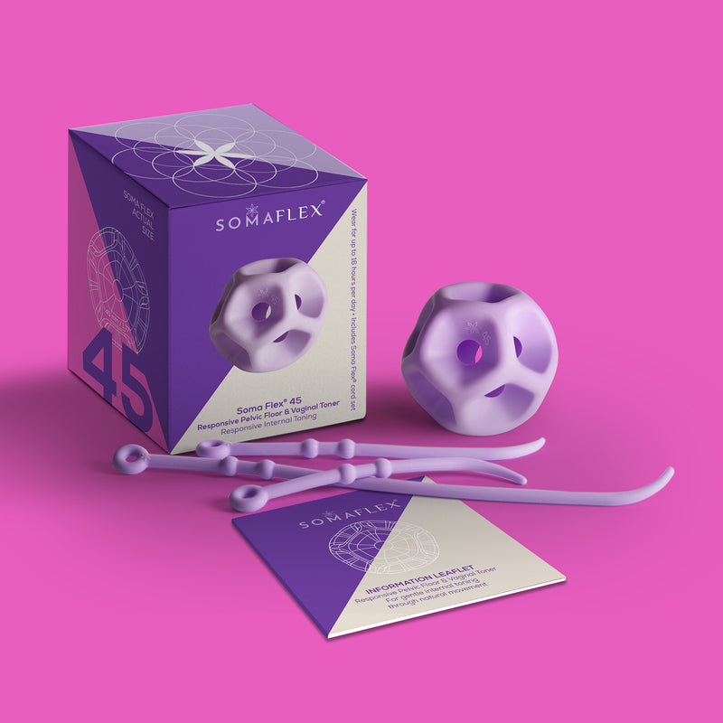 Soma Flex 45 product set with packaging, purple device, and leaflet on a pink background